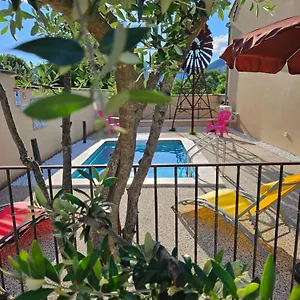  Apartment Le Rubiz